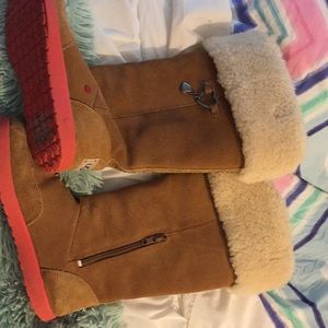 lightly used uggs